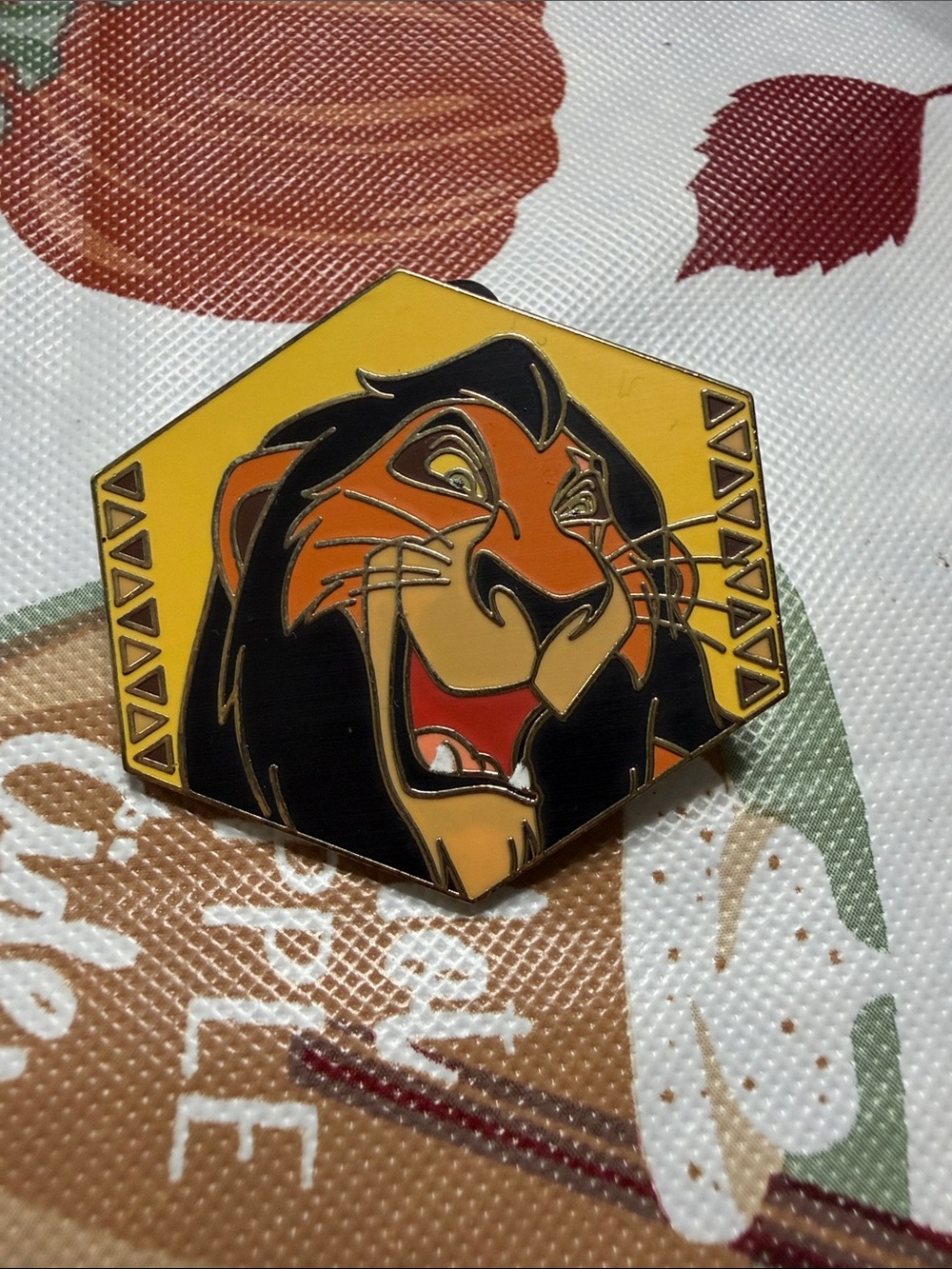 Disney lion king Scar Icon puzzle Enamel Pin